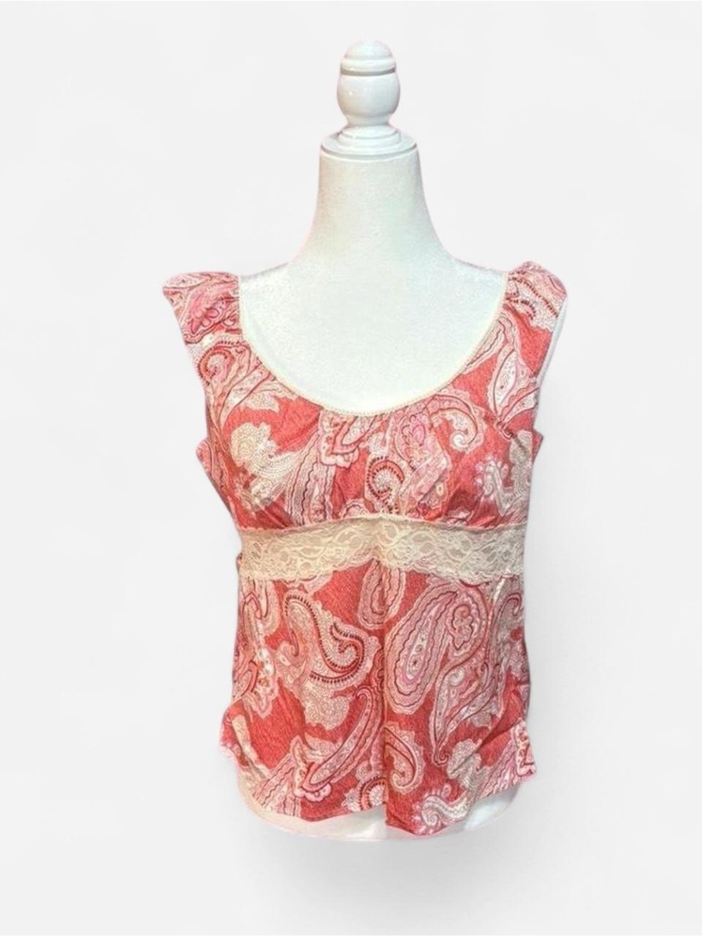 Women’s Paisley Lace-Trim Tank Top in Coral